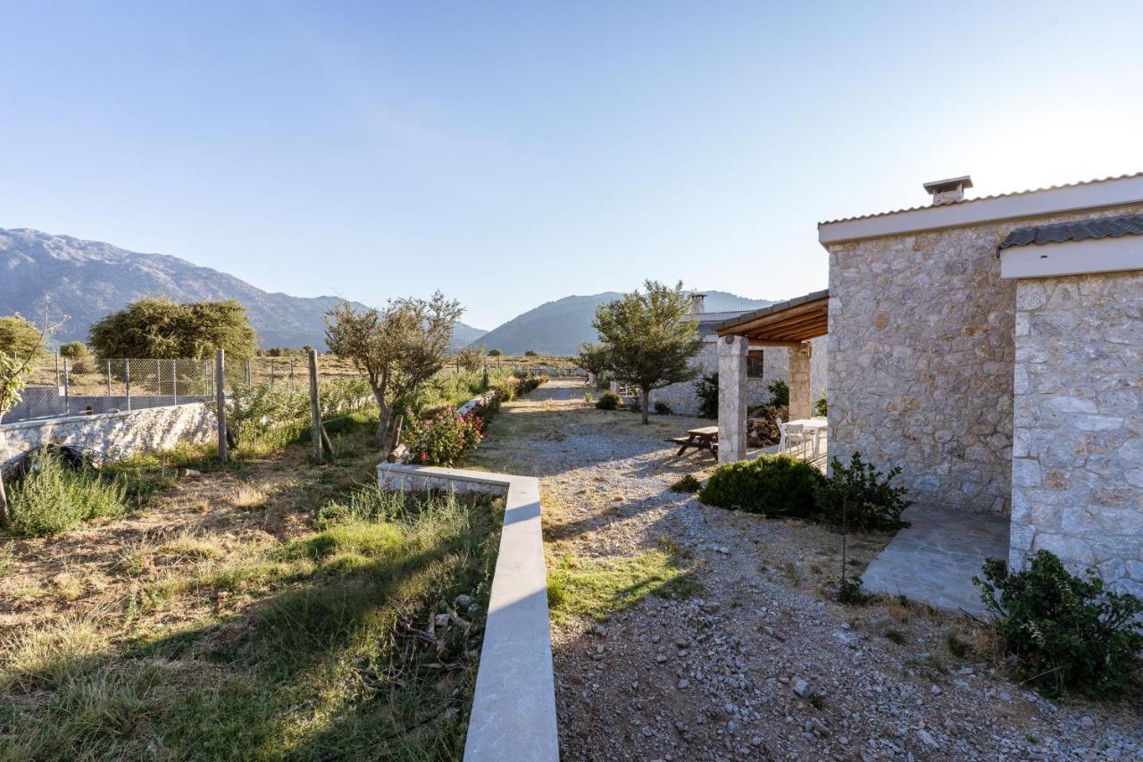 Omalos Village Exterior foto