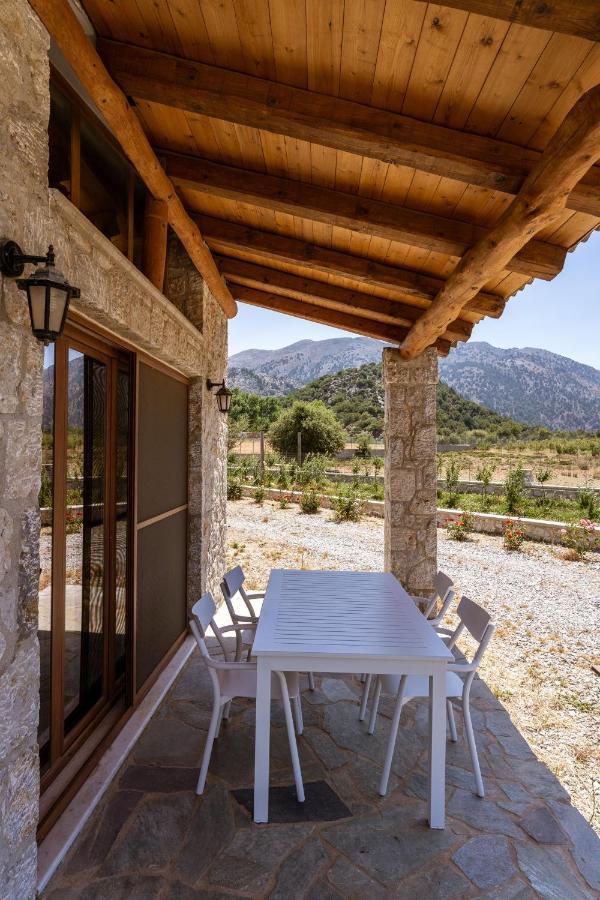 Omalos Village Exterior foto